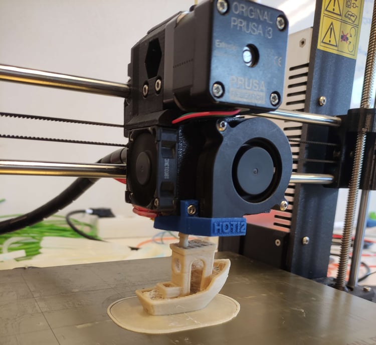 3D Printer Prints SLS Powder